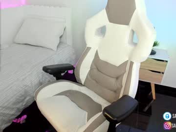 webcam girl pavlovacoluccii_ live cam image #2667086