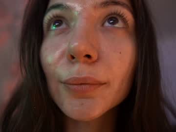 webcam girl kronniekray live cam image #193350
