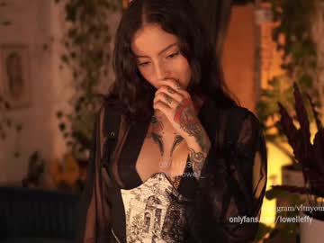 webcam girl effylowell_ live cam image #5696542
