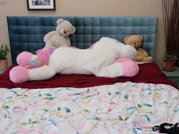 webcam girl love_you_to123 live cam image #451343