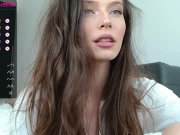 webcam girl isia_slay live cam image #2103473
