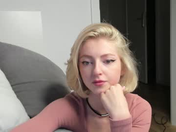 webcam girl yournaughtymiss live cam image #873734