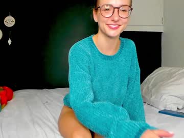 webcam girl innocentprovenguilty live cam image #2811692