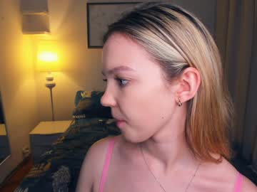 webcam girl shine__and_be live cam image #5027490