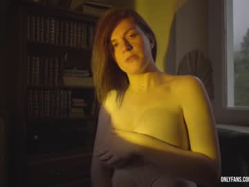 webcam girl claire_moulin live cam image #122178