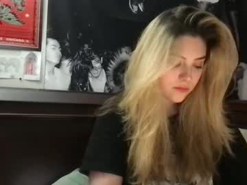 webcam couple snowxbunny1228 live cam image #6895761