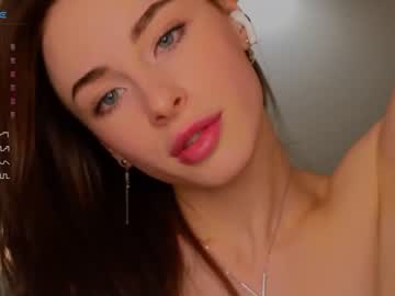 webcam girl uwunikaa live cam image #5760394