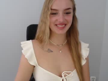 webcam girl molly_wenis live cam image #2462791