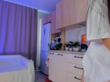 webcam girl neferpita live cam image #4443562