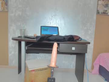 webcam girl squirt_blondy live cam image #2936398