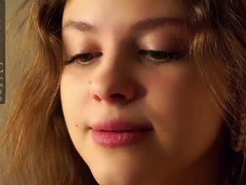 webcam girl a_whole_eternity live cam image #6914797