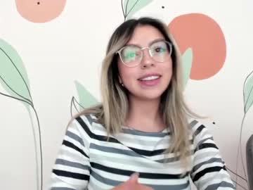 webcam girl aliciawonder_ live cam image #4333357