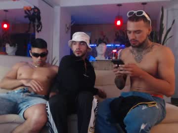 webcam man fratguysonline live cam image #5619449