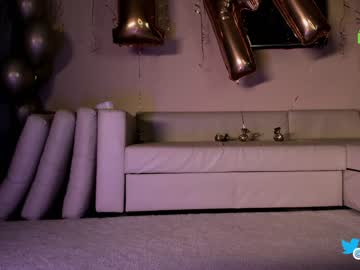 webcam girl hollyextra live cam image #6970469