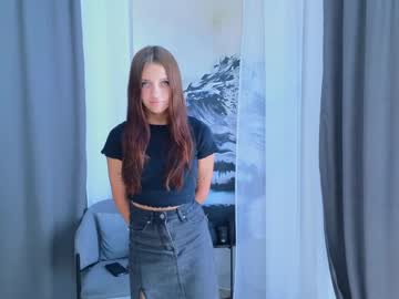 webcam girl katiebossom live cam image #7025636
