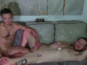 webcam man zreeves305 live cam image #5182210