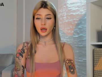 webcam girl _austra1ia live cam image #2876975