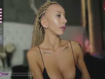 webcam girl royalsquirt_ live cam image #5268232