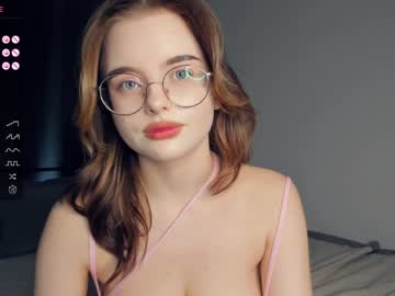 webcam girl cute_caprice live cam image #6357587