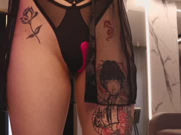 webcam girl angella_kleee live cam image #5029651