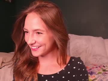 webcam girl innocentprovenguilty live cam image #4751155