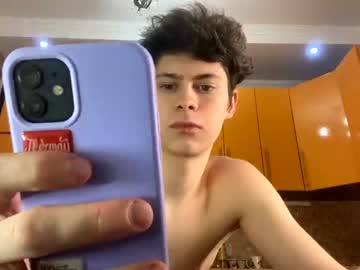 webcam man your_cute_friend live cam image #986216
