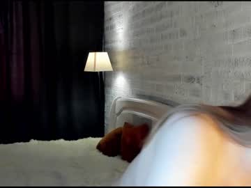 webcam girl sophie_crashh live cam image #4439302