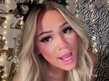 webcam girl ari_02 live cam image #5820908
