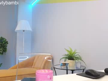 webcam girl lovlybambi live cam image #5655774