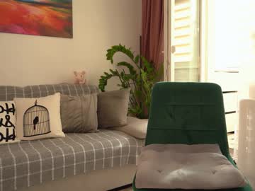 webcam girl sweety_rinushka_ live cam image #6813676