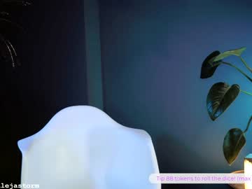 webcam girl alejastorm live cam image #923948