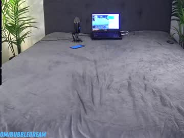 webcam girl bubble_dream live cam image #171406
