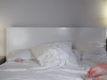webcam couple peachcreamcouple live cam image #2609489