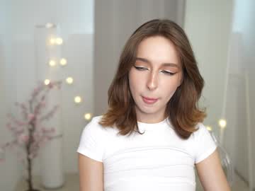 webcam girl silent_chill live cam image #5182047