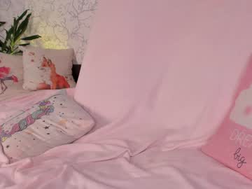 webcam girl tossy_flossy live cam image #6401399