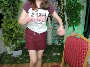 webcam girl carolineprise live cam image #767540