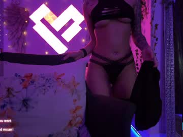 webcam girl mysticxkitty live cam image #5804018