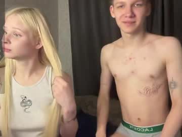 webcam couple walterback live cam image #7052638