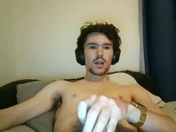 webcam man manwithaweapon live cam image #272213