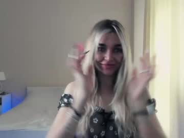 webcam girl colddolly live cam image #1964059
