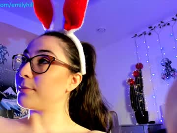 webcam girl littlee33 live cam image #1617509