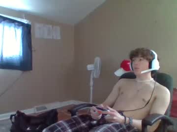 webcam man idk_why_im_here8 live cam image #1136568
