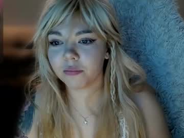 webcam girl hot_babayaga live cam image #7045220