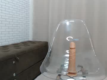webcam girl jeangreybianca live cam image #1200470