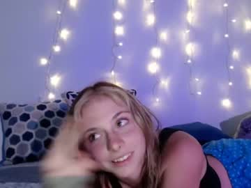 webcam girl emilystarxs live cam image #5049951