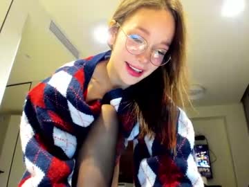 webcam girl ellie_leen live cam image #1166548