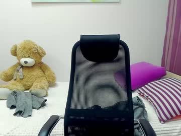 webcam girl babe_moon live cam image #1545680