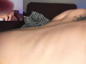 webcam couple peachcreamcouple live cam image #2876276