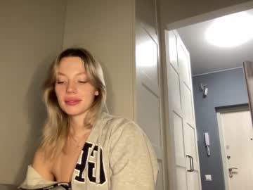 webcam girl angel_from_sky live cam image #2800161
