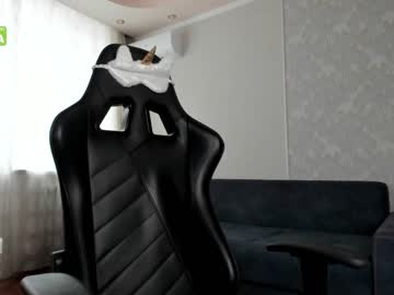 webcam girl coy_t66nager live cam image #1096811